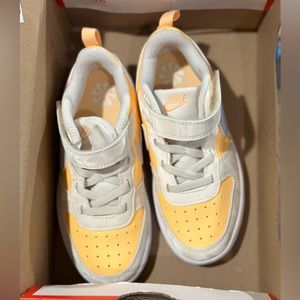 Toddler Nike melon shoes